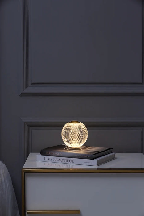 Kuzco Marni 4-in Table Lamp