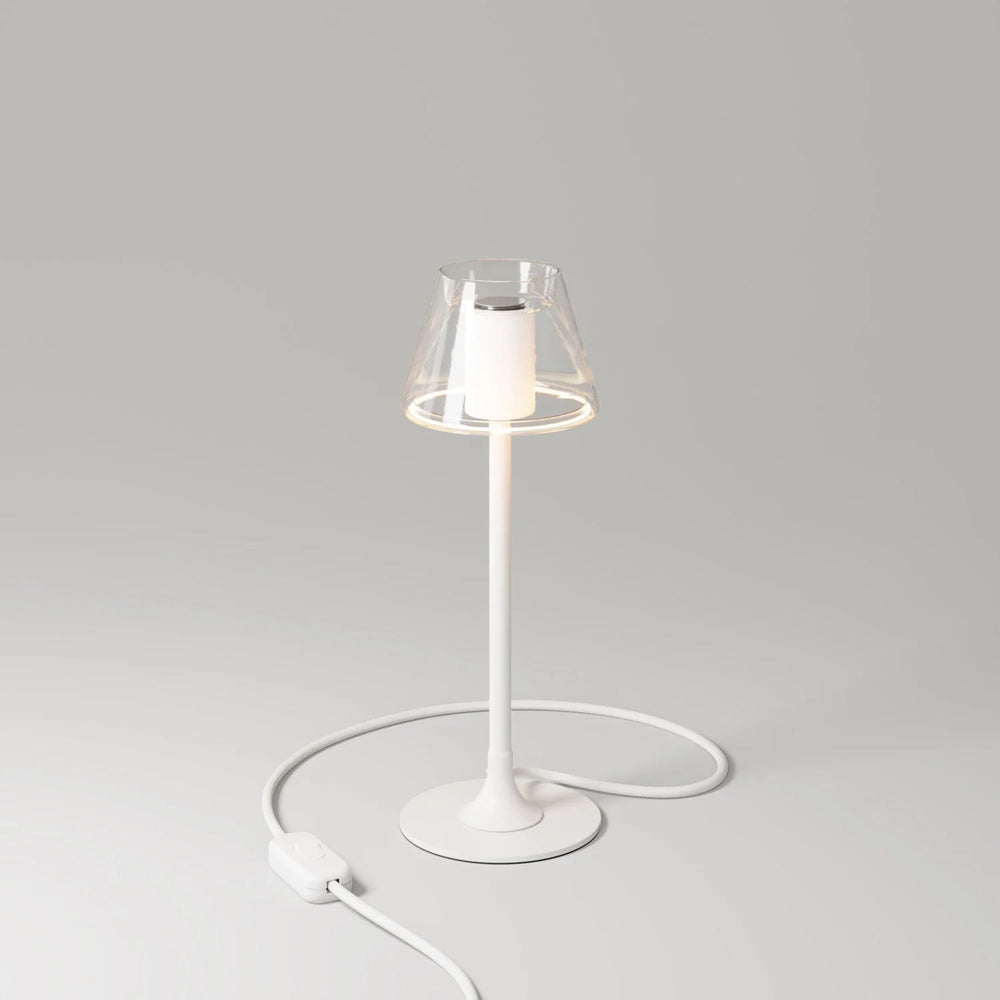 MAG-Y table lamp with round metal base and transparent Ghost Mini Cone bulb - White